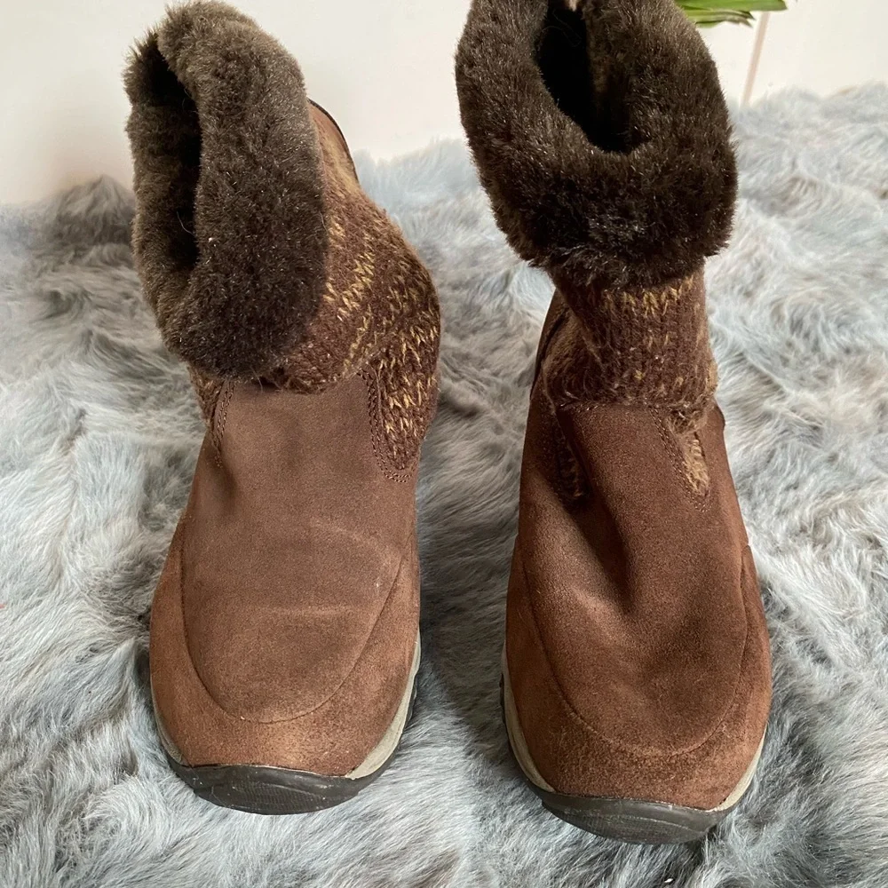 Cozy Brown Women's Boots